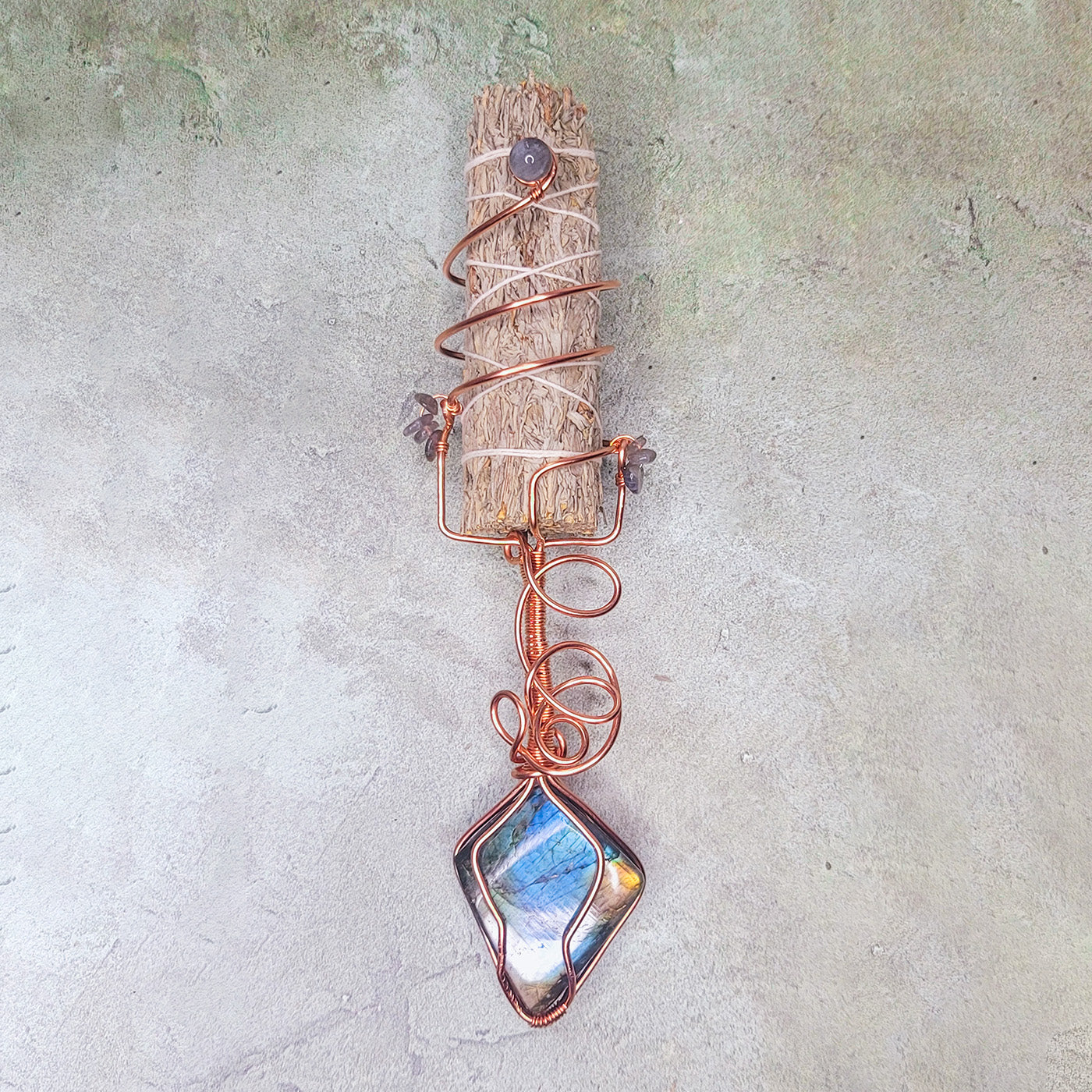 Celestia Wand | Labradorite