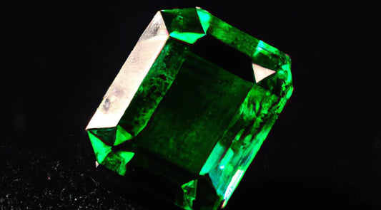 Emerald: Benefits, Uses, and How to Care for This Sacred Stone of the Heart