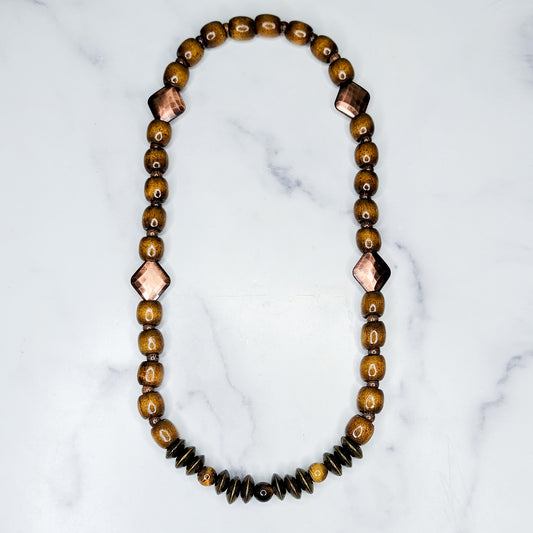 Ara Neckpiece