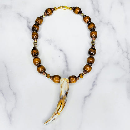 Okun Neckpiece
