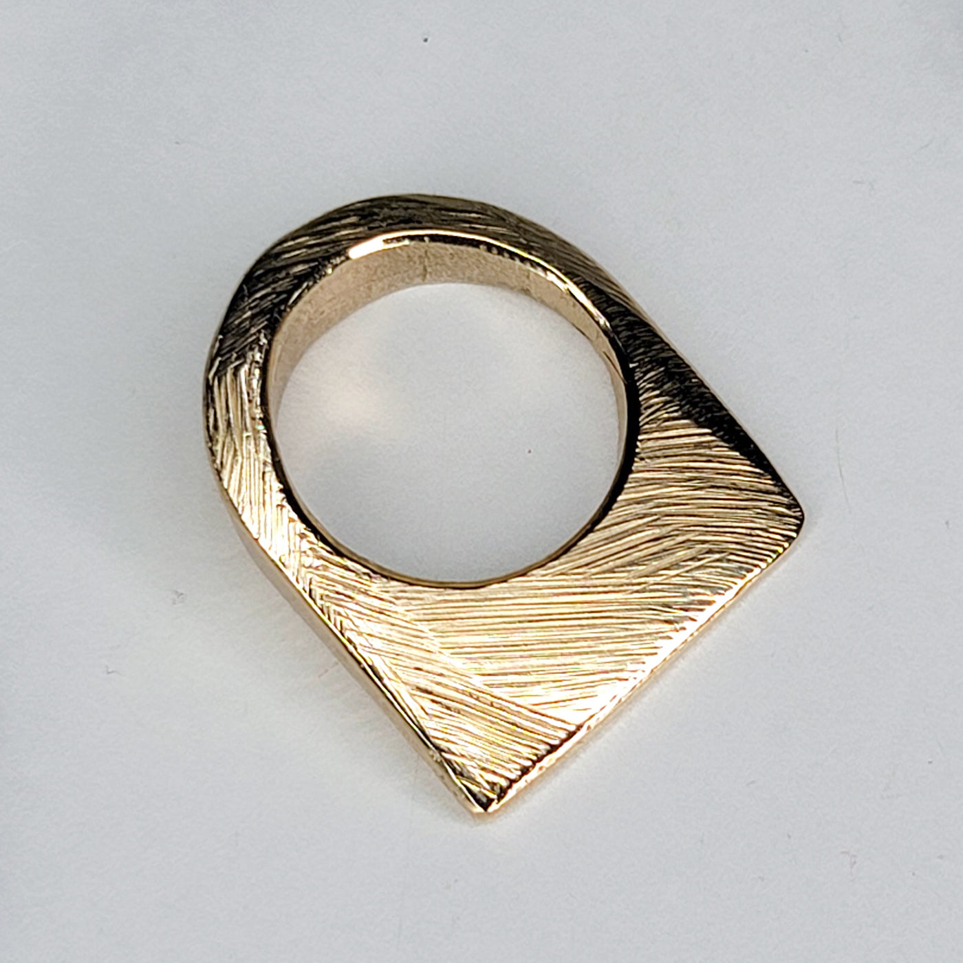 Lanii Ring